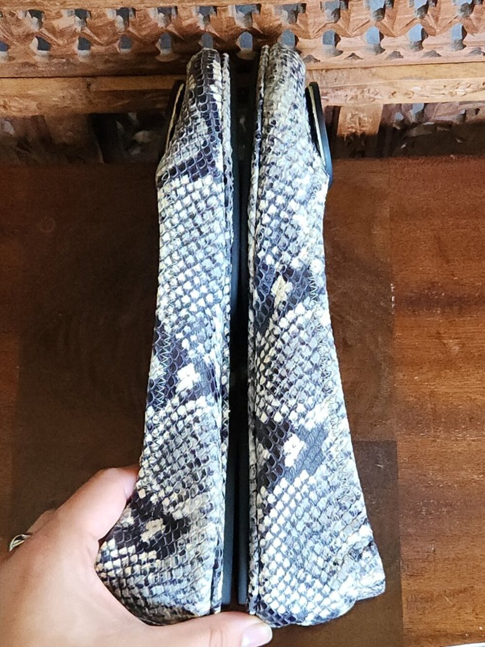 Tory Burch Minnie Roccia Travel Flats - White Python Design - Picture 6 of 9